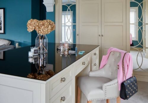 fitted dressing room island