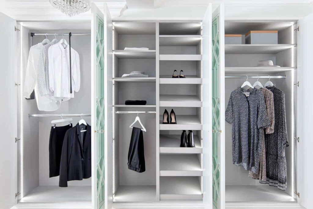 Walk-in wardrobe ideas: Maximise Space with Hanging Rails