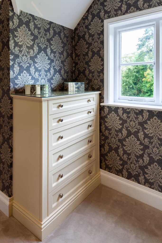 bespoke-wardrobes-hampton-018