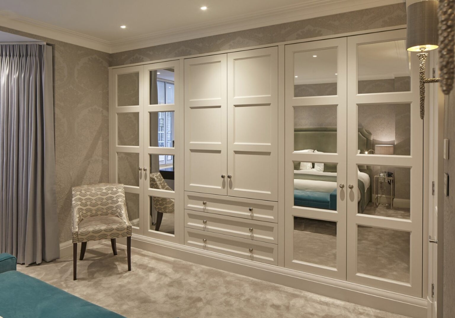 Windsor Style Wardrobes | The Heritage Wardrobe Company