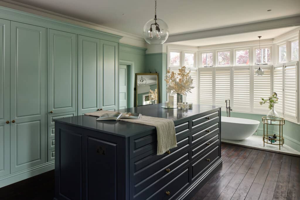 Tunbridge Wells - Emma 16 Jubilee fitted wardrobes with blue island in light green