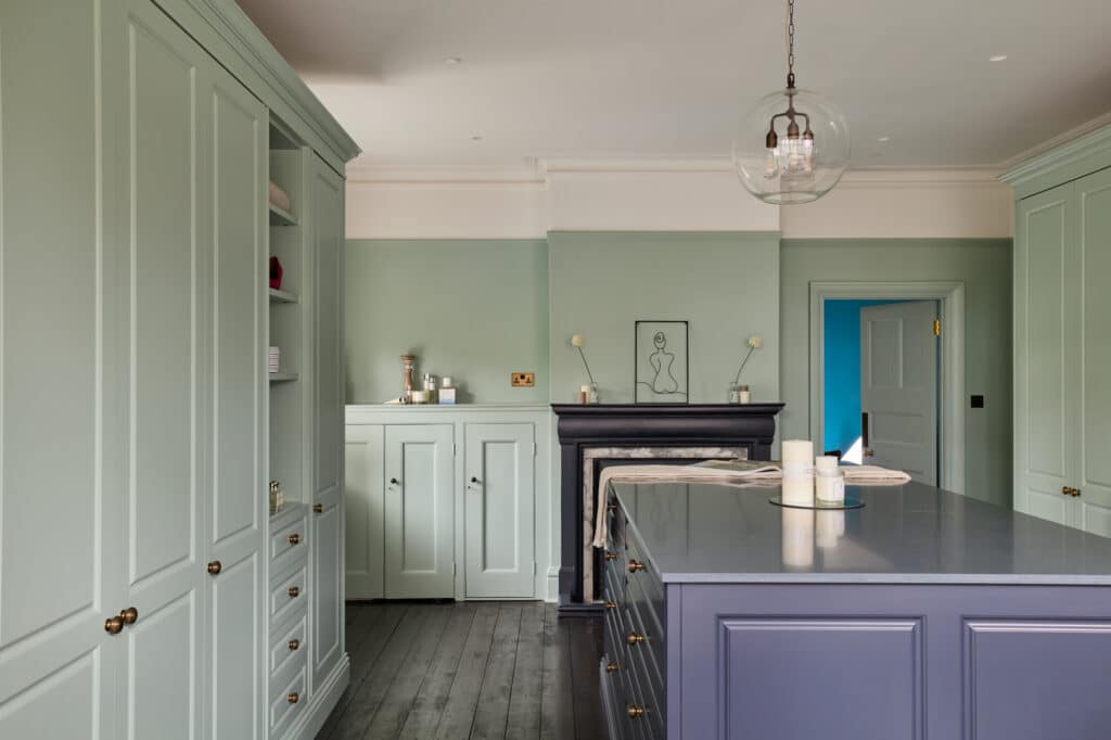 Tunbridge Wells - Emma 24 Jubilee fitted wardrobes with island in light green