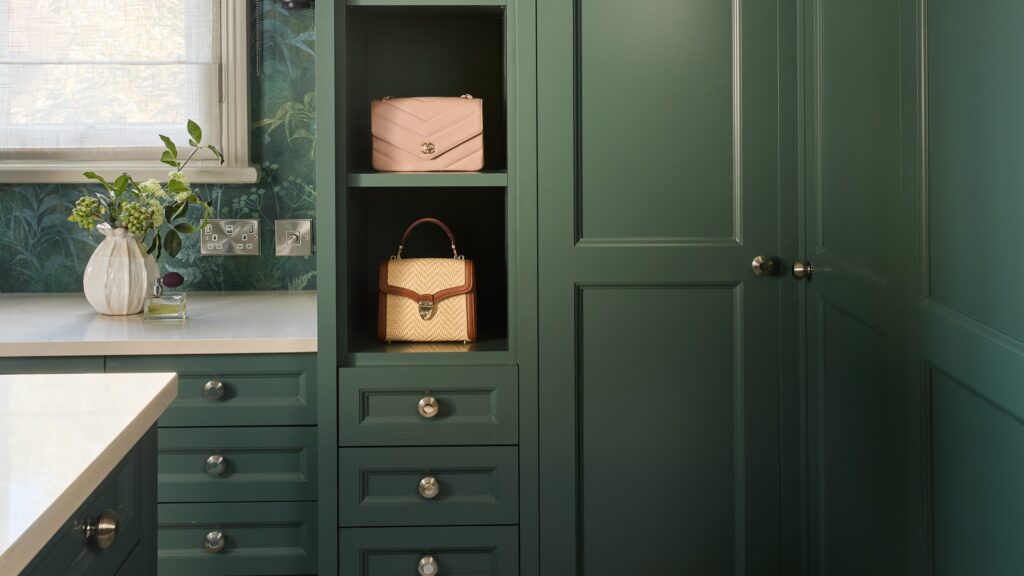 Victorian design custom-made dressing room with island and dressing table