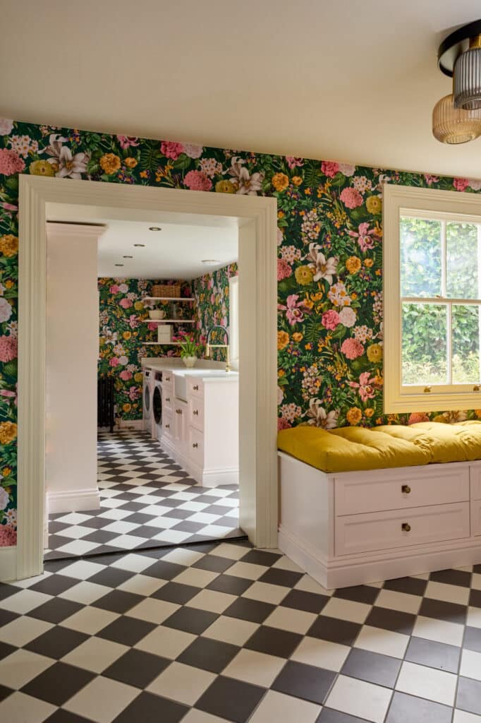 Heritage Wardrobe - Kings Rd 37