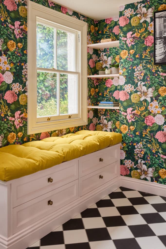 Heritage Wardrobe - Kings Rd 45