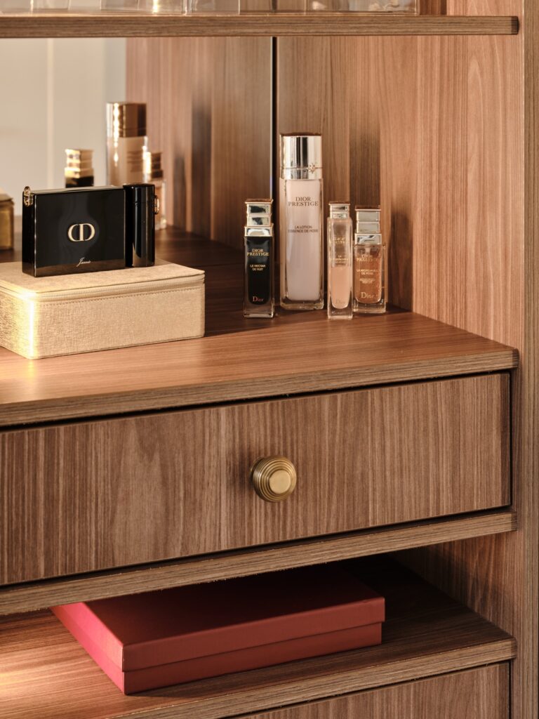 Heritage Wardrobes - The Clupms19281-1920x2560